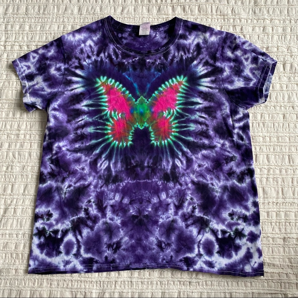 Purple Tie-Dye Short Sleeve Tee with Neon Butterfly